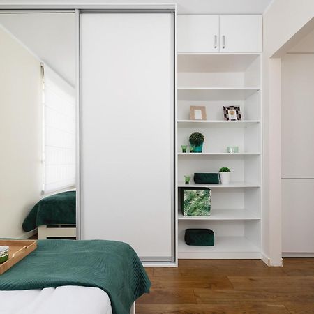 Przytulny Apartament Na Wroclawskiej Z Parkingiem W Krakowie By Noclegi Renters Экстерьер фото